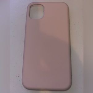 iPhone 11 Cover In Satin Pink